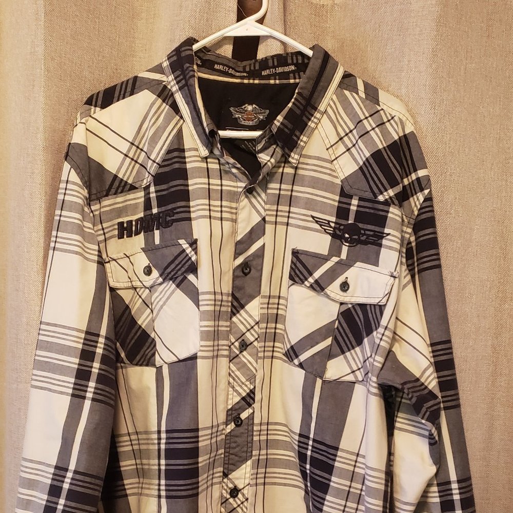 Harley Davidson Men's 2xl Shirt